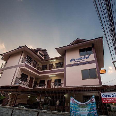 Suriyamanee House Hotel Mae Rim Ngoại thất bức ảnh